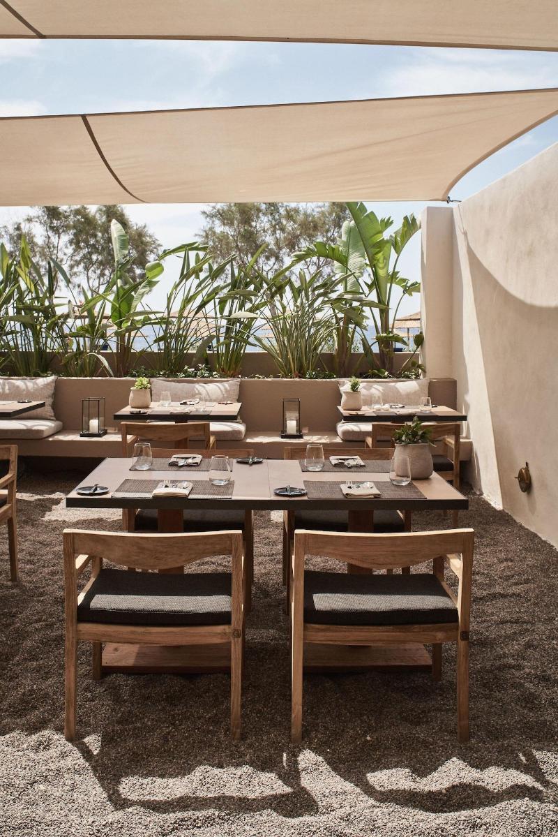 Istoria, A Member Of Design Hotels Периволос Екстериор снимка