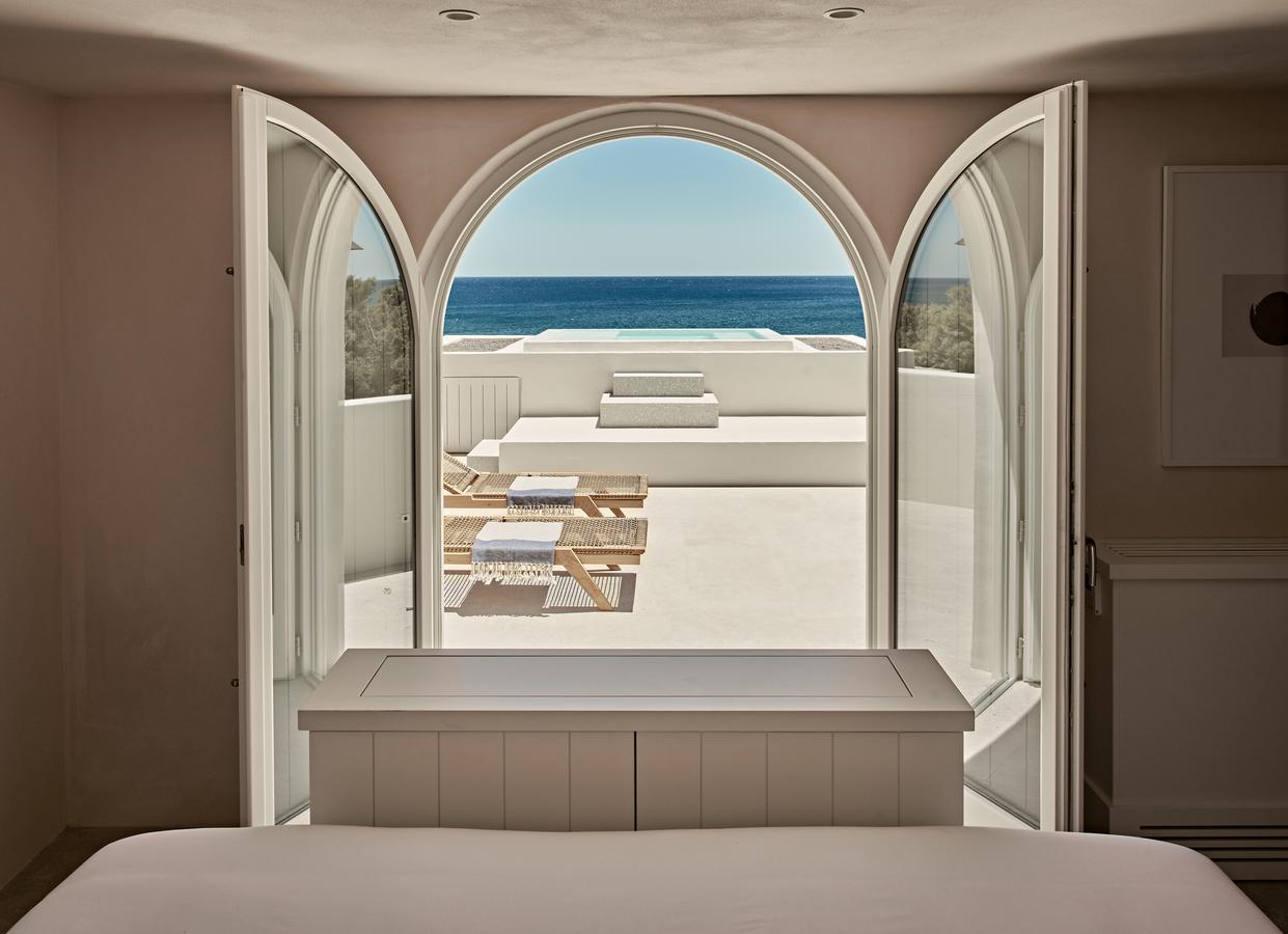 Istoria, A Member Of Design Hotels Периволос Екстериор снимка